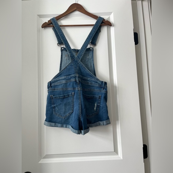 Overalls (shorts) - Picture 2 of 2